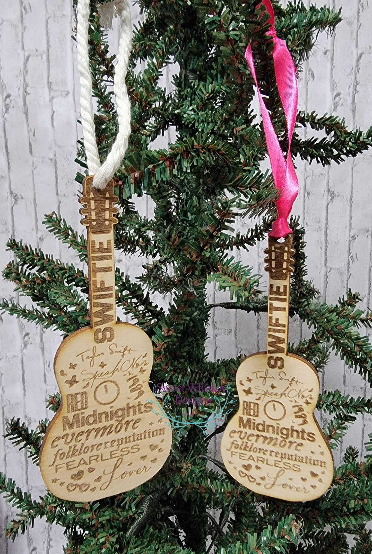 Guitar Ornament